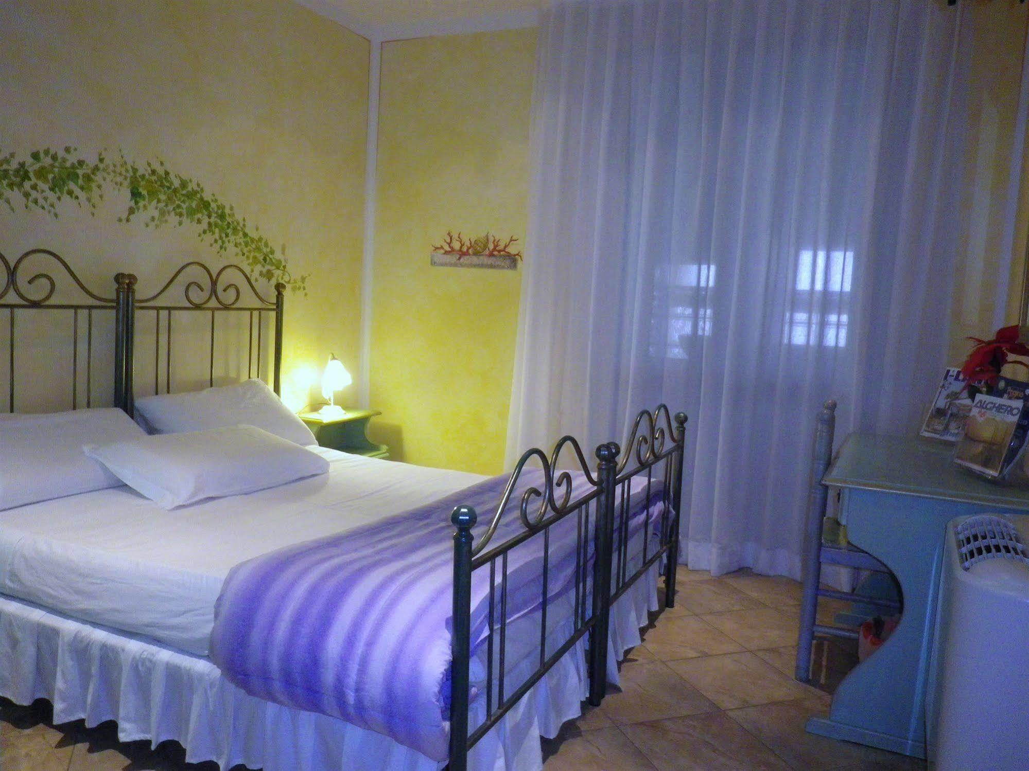 Elisart Guest House Alghero Exterior foto
