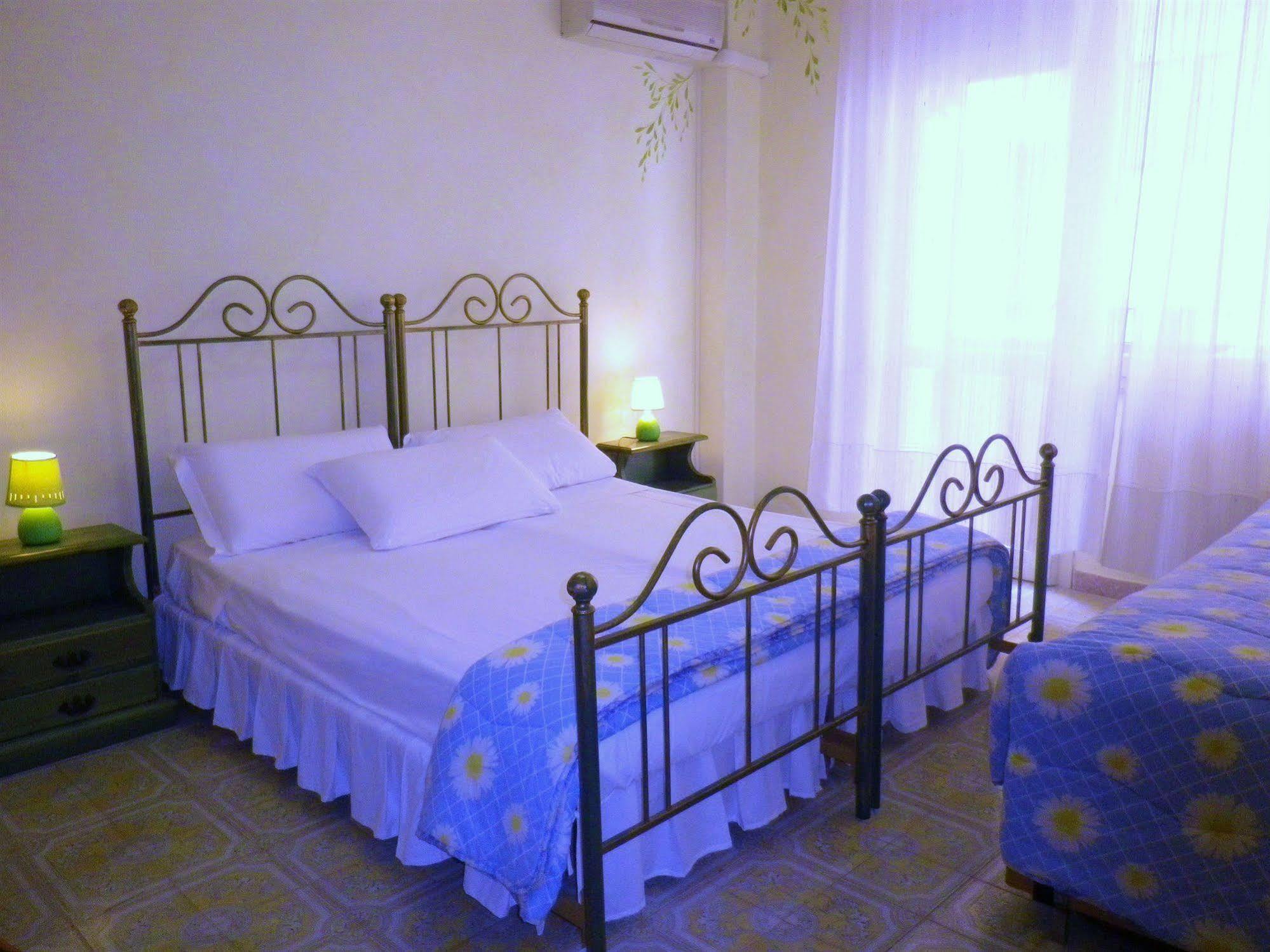 Elisart Guest House Alghero Exterior foto